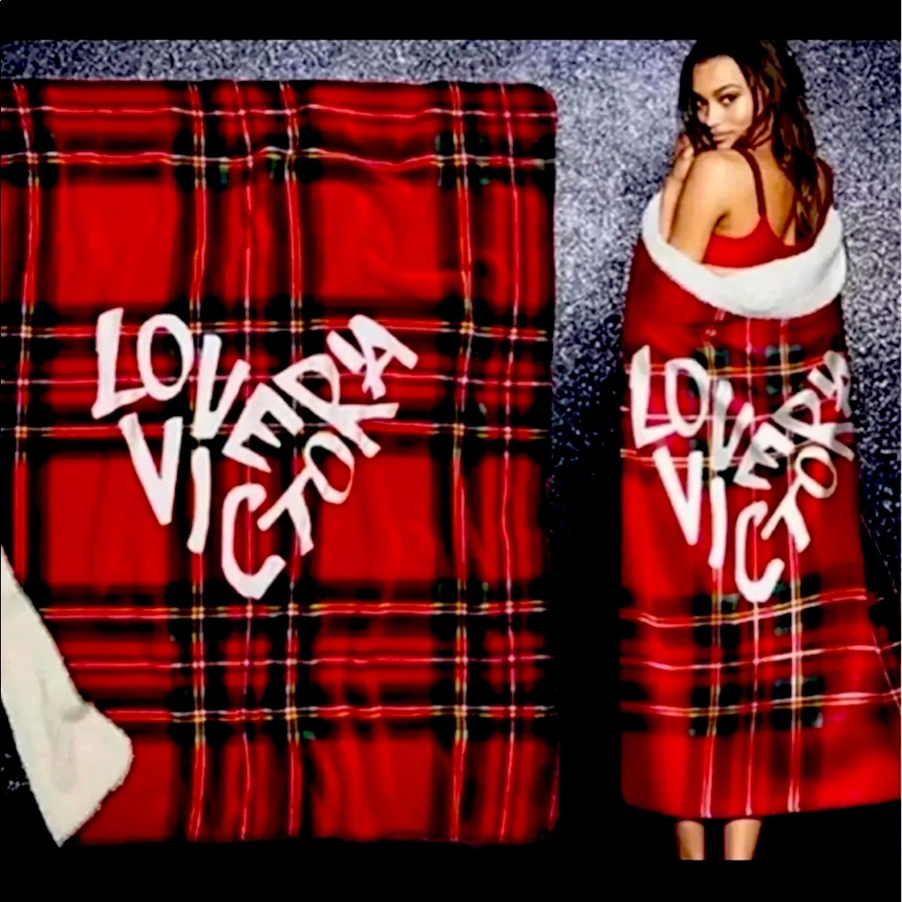 Victoria’s Secret Sherpa Blanket